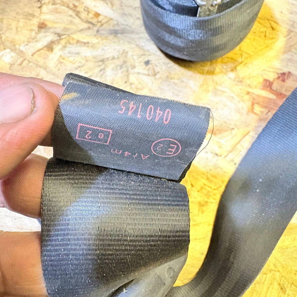 CITROEN C8 PEUGEOT 807 2003 OFFSIDE DRIVER SIDE REAR SEAT BELT 040145