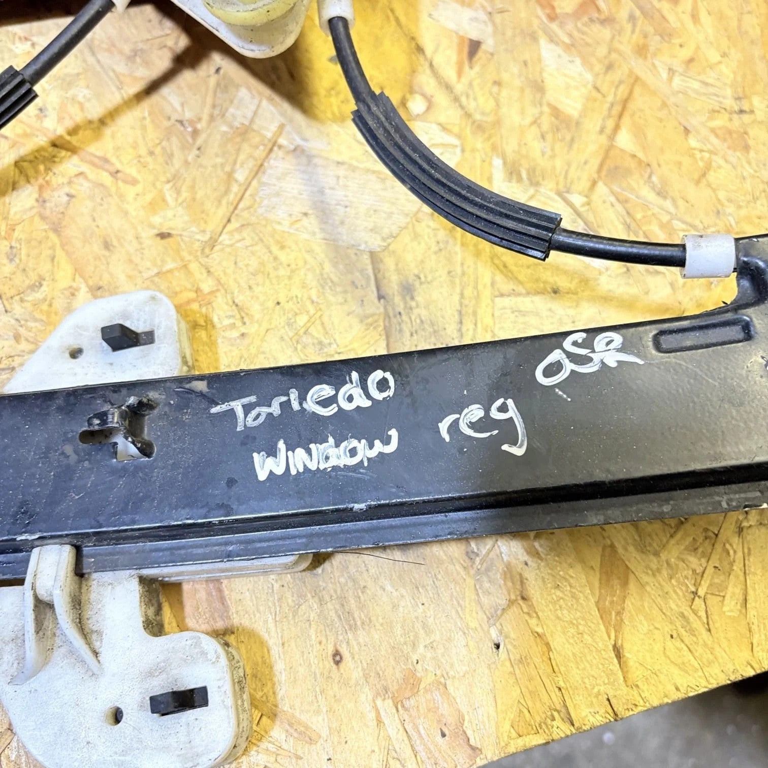 VOLKSWAGEN POLO 2009 Mk5 Drivers Rear Window Regulator 6RS839462A OSR