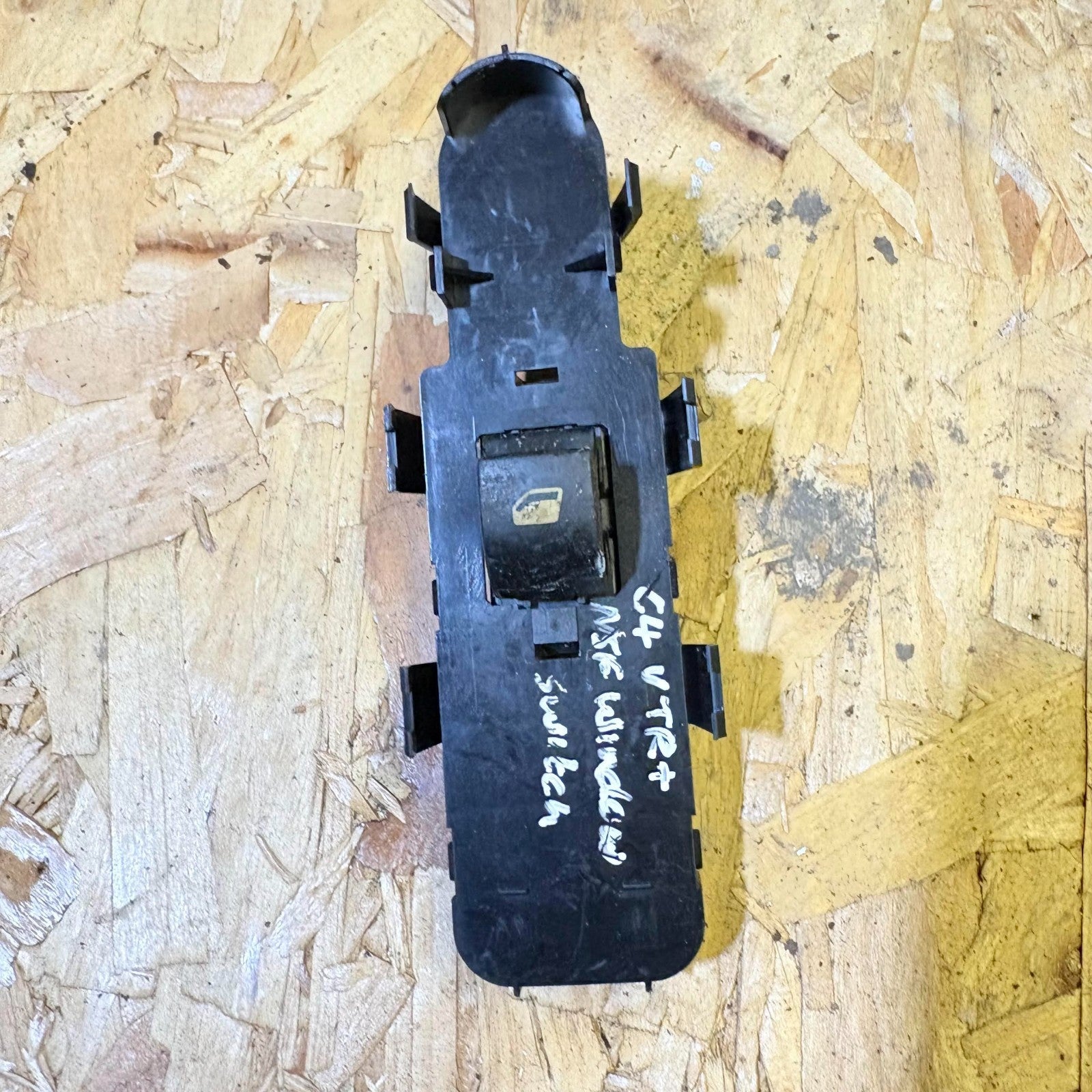Citroen C4 2007 Front Left Passenger Window Control Switch NSF