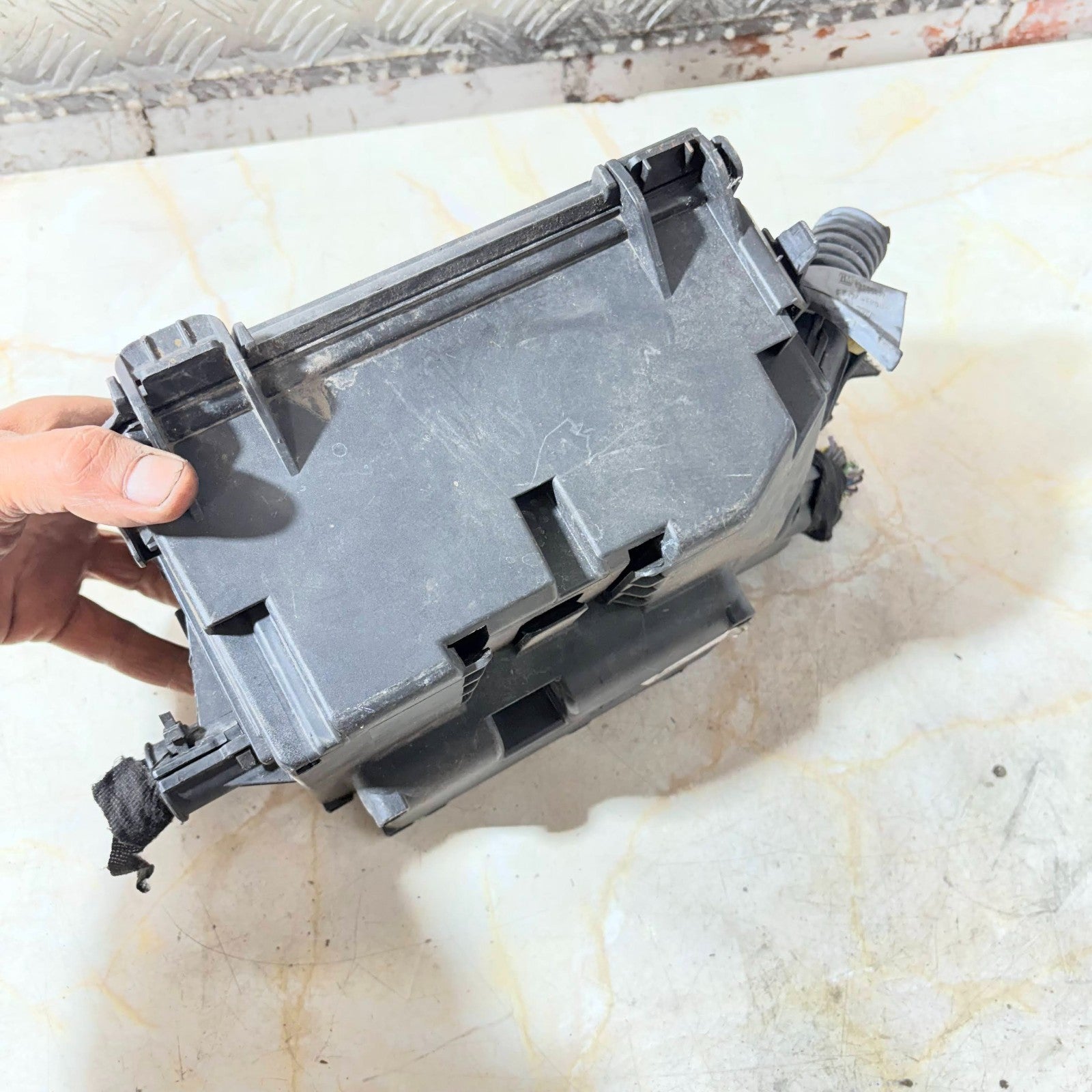 VAUXHALL CORSA D MK3 06-14 1.2 FUSE BOX