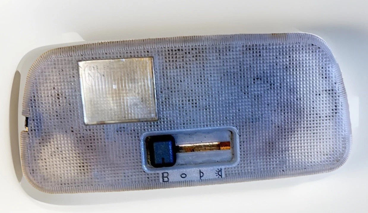 Mercedes Vito V-Class W638 1996-2003 Front Interior Roof Light A6388200801