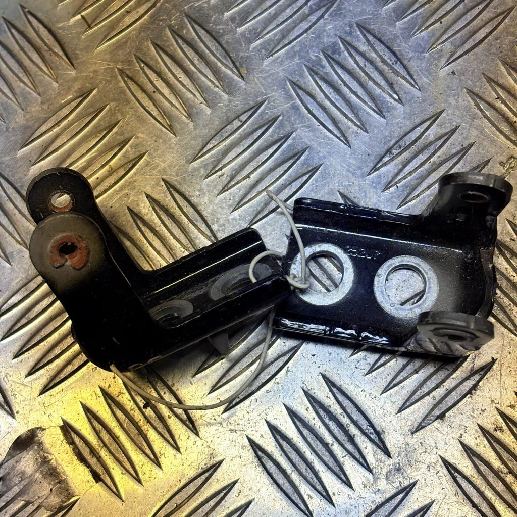Peugeot 2008 2013-2019 Rear Right Door Hinge Set Upper/Lower 9671886880/7080
