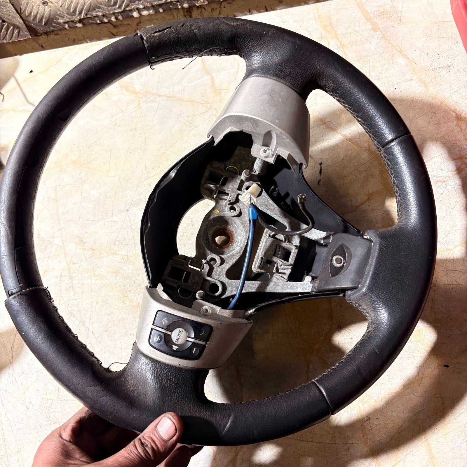 Toyota Yaris XP90 11/2008-07/2011  Audio Steering Wheel 305460899FKA-AE