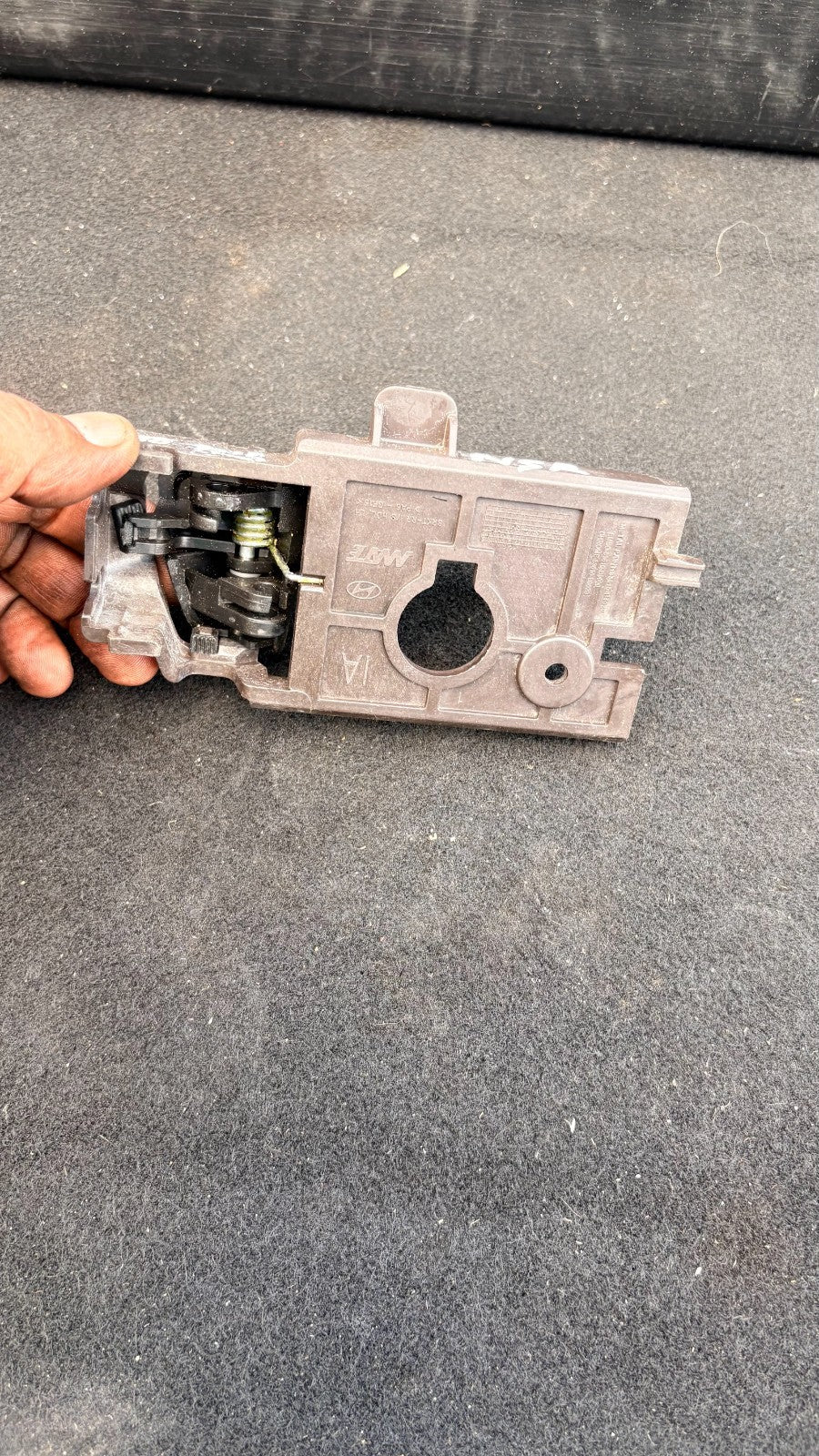 HYUNDAI I10 MK2 13-19 NSR PASSENGER REAR INSIDE DOOR HANDLE 83610B9000