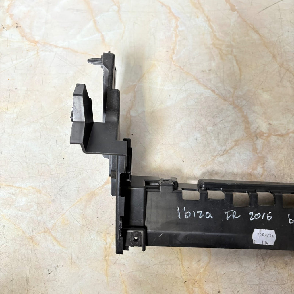 6p1857022 Interior 09685-000 Seat Ibiza DE2254727-21-2016