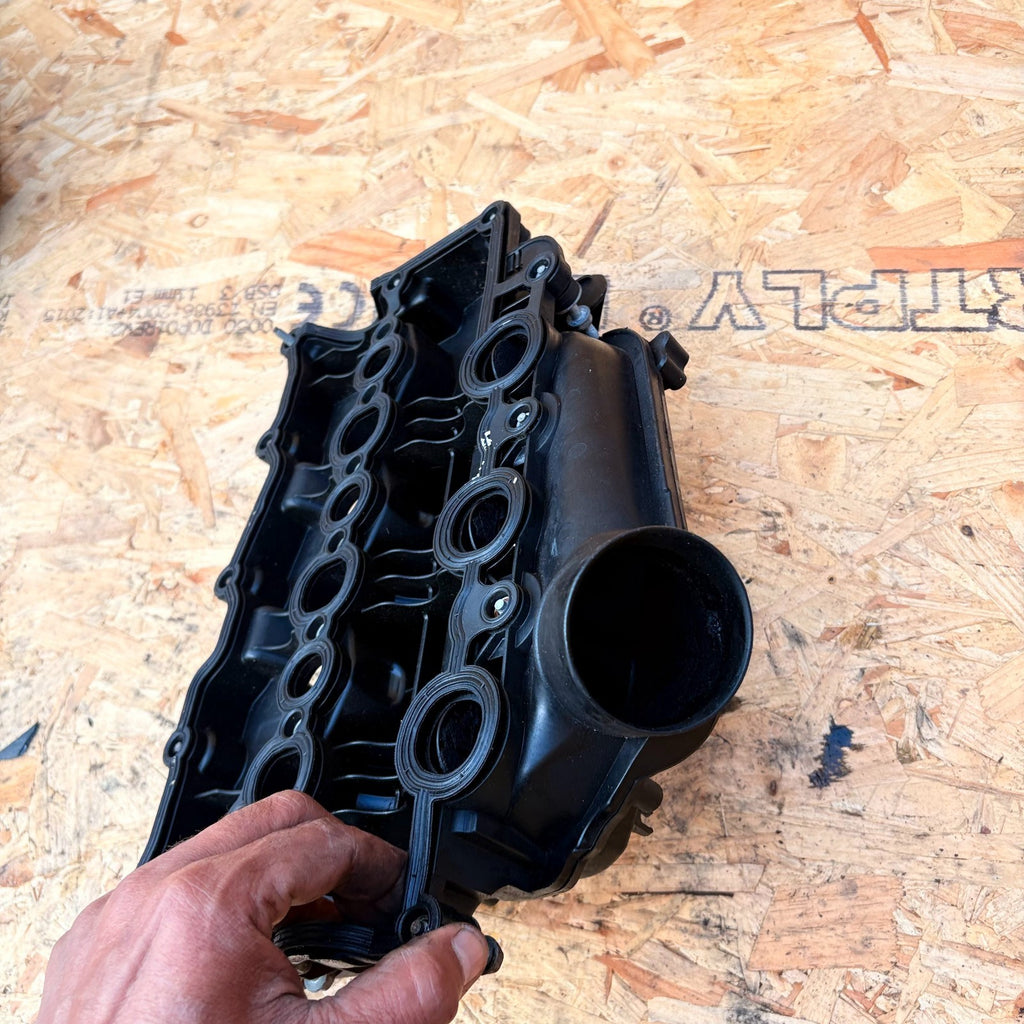 Jaguar S-type 2000-2008 Rocker Engine Cover