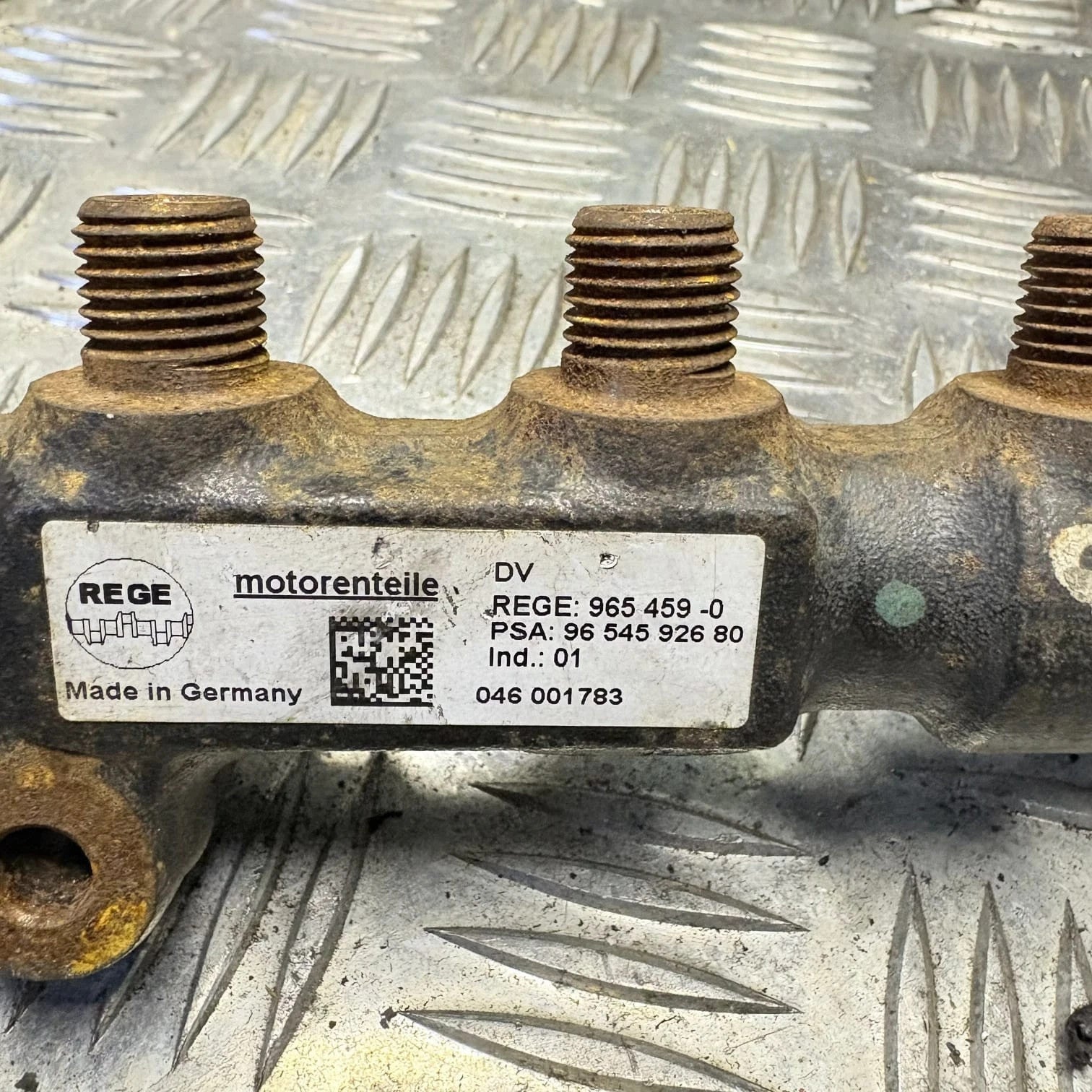 Peugeot Bipper 2008-2017 1.4 HDi Diesel Fuel Injection Rail 3-Pin REGE 965459-0