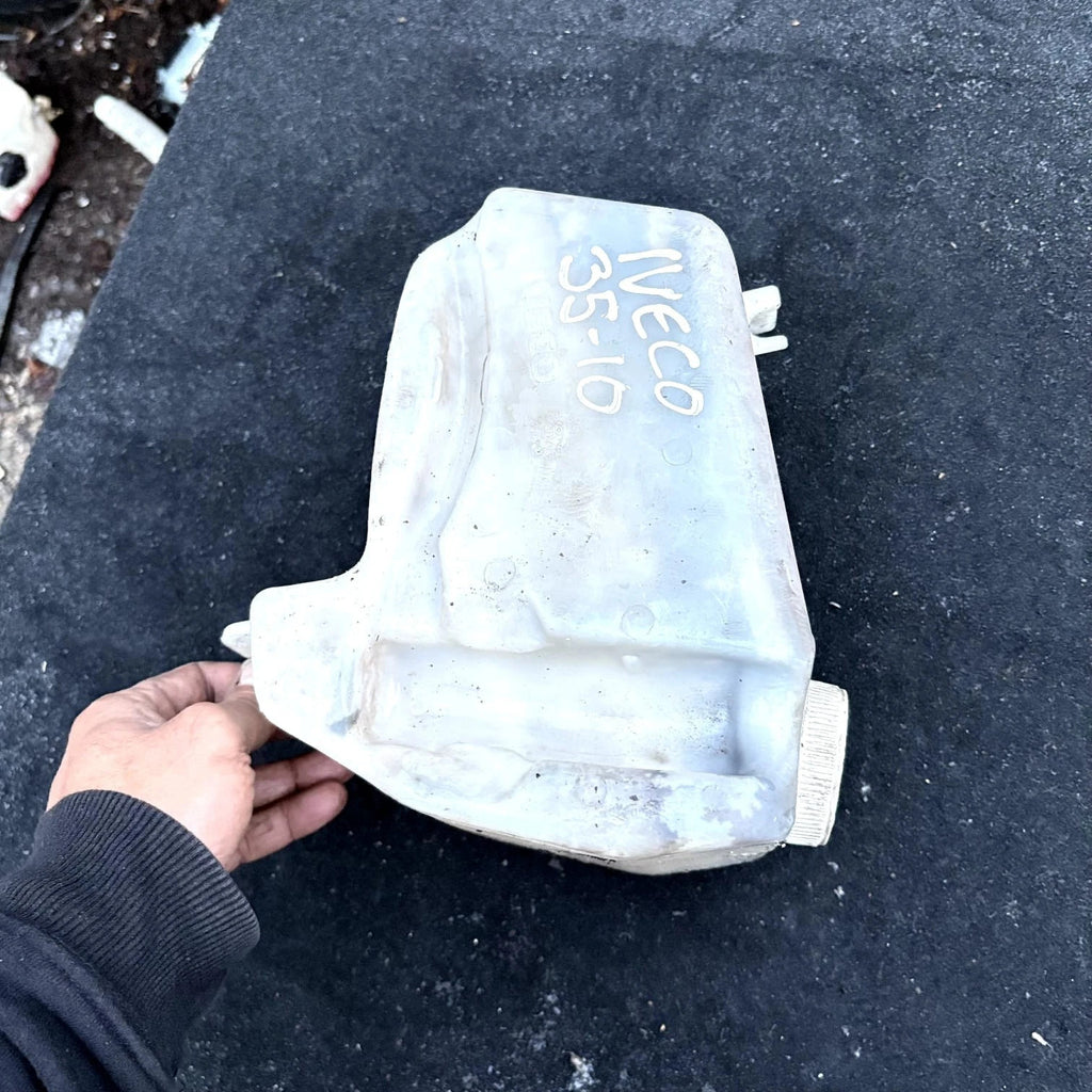IVECO DAILY II FROM 89 GLASS WASHER TANK TANK TANK WITH PUMP COD:93928338