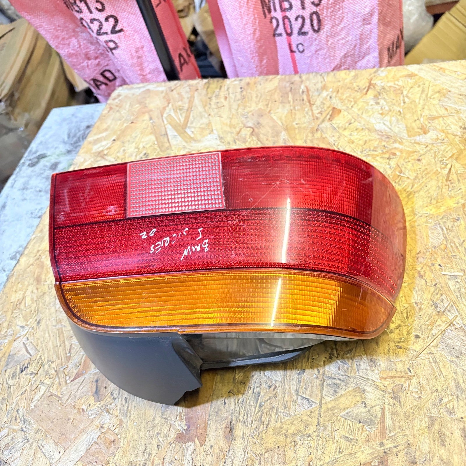 BMW 5 series 1995-2004 REAR RIGHT LIGHT CLUSTERS 146033.00
