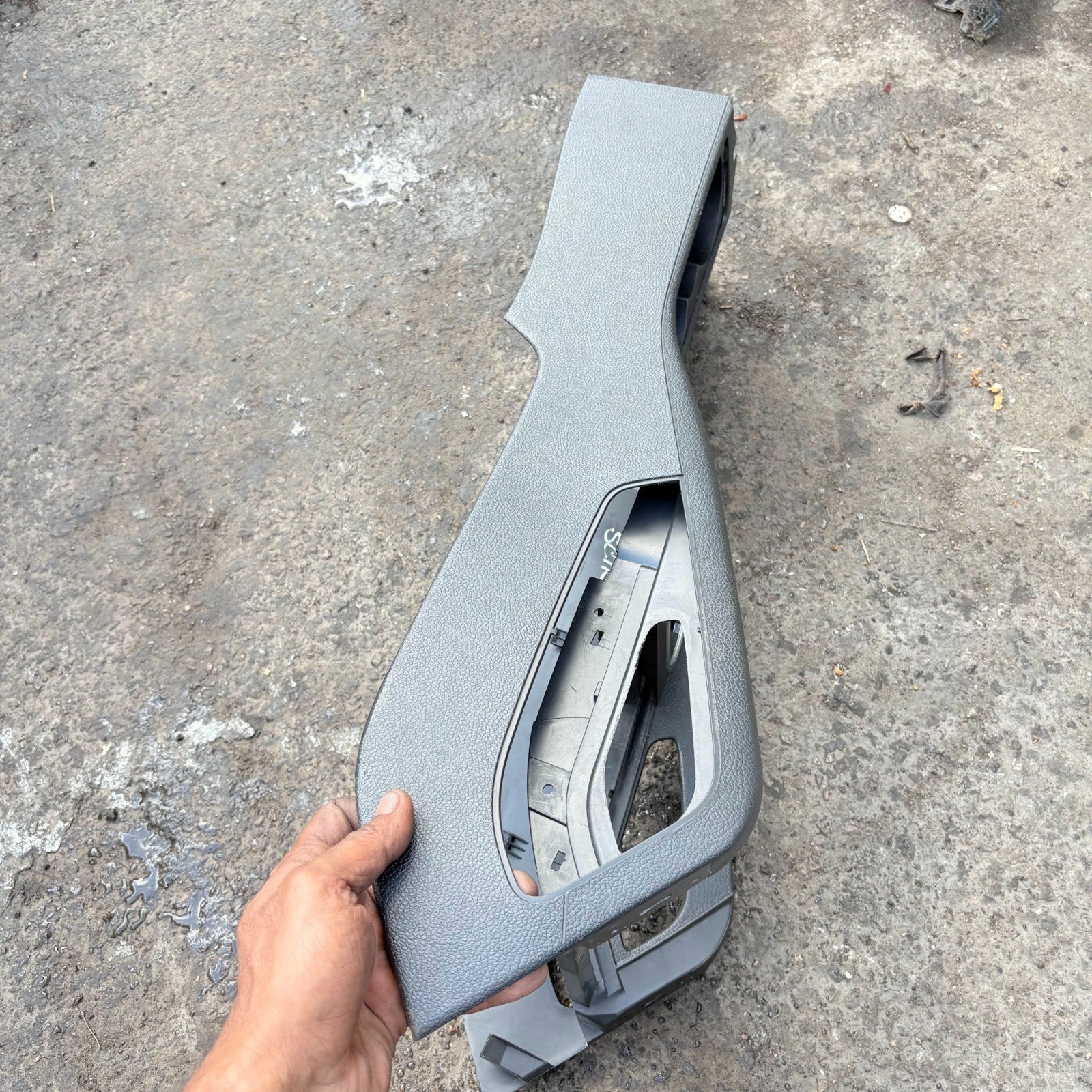 VW SCIROCCO 2009 CENTRE CONSOLE | 1K0 863 243 C