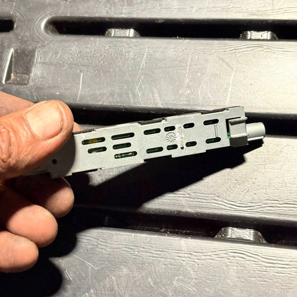 Audi A1 8X 2010-2018 Antenna Amplifier Radio 8X4035225E/8X4 035 225 E