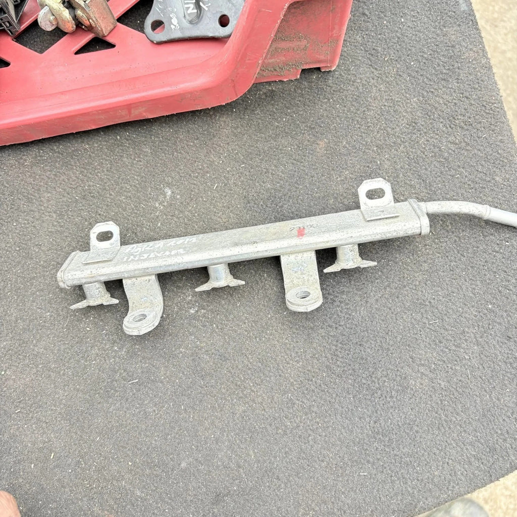 Vauxhall Opel Agila B Mk2 1.0 K10B Fuel Injector Rail 93194239 2008-2014