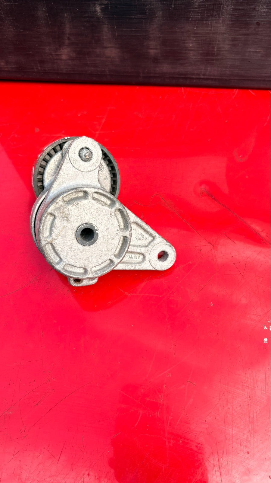 SEAT LEON FR 2005-2012 AUXILIARY BELT TENSIONER 04L903315A
