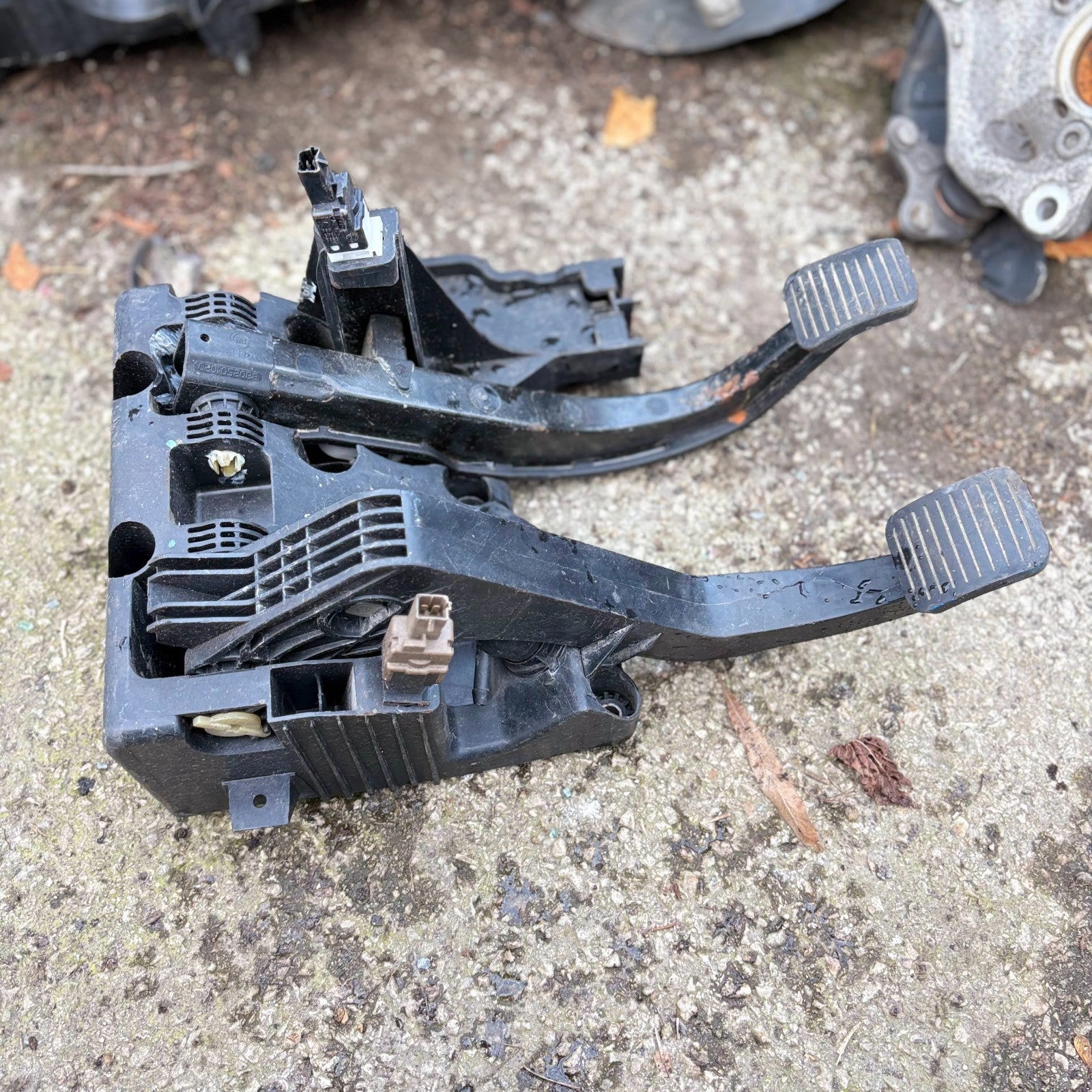 FIAT DUCATO 2006-2014 X250 PEDAL BOX BRAKE AND CLUTCH PEDALS