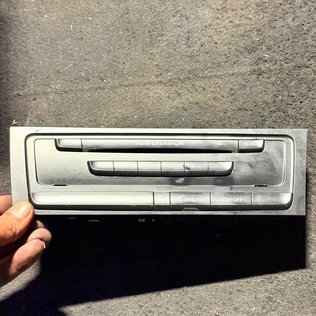 AUDI CD CHANGER PLAYER 8K2 959 674 A
