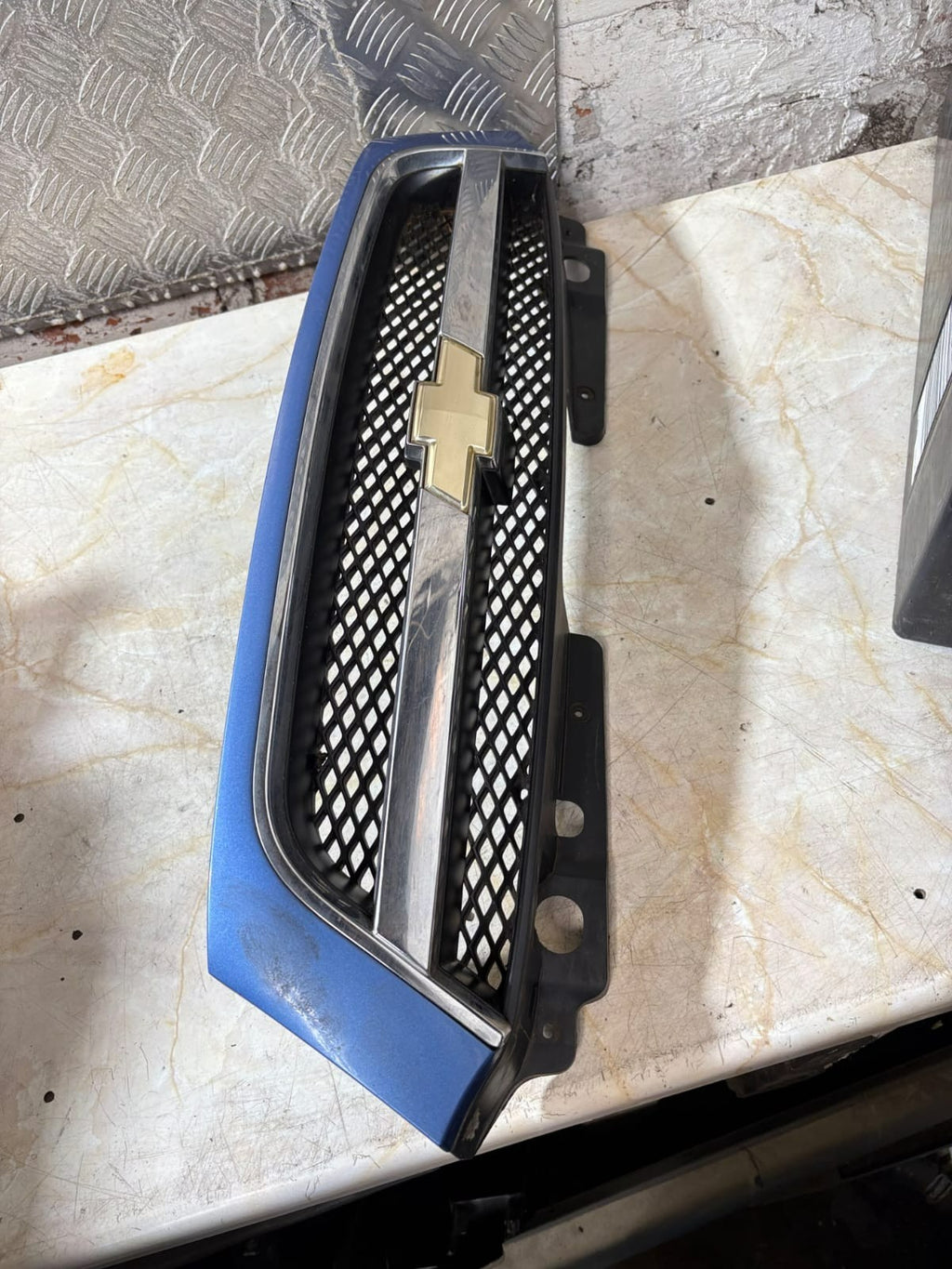 CHEVROLET CAPTIVA 2014 RADIATOR LOWER GRILL GRILLE CCOVER TRIM GMDAT 96 399 717