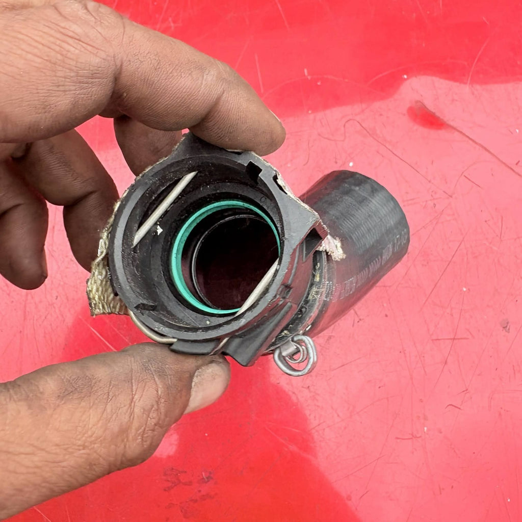 Renault Clio Turbo Pipe 6670973A 2016 Dacia