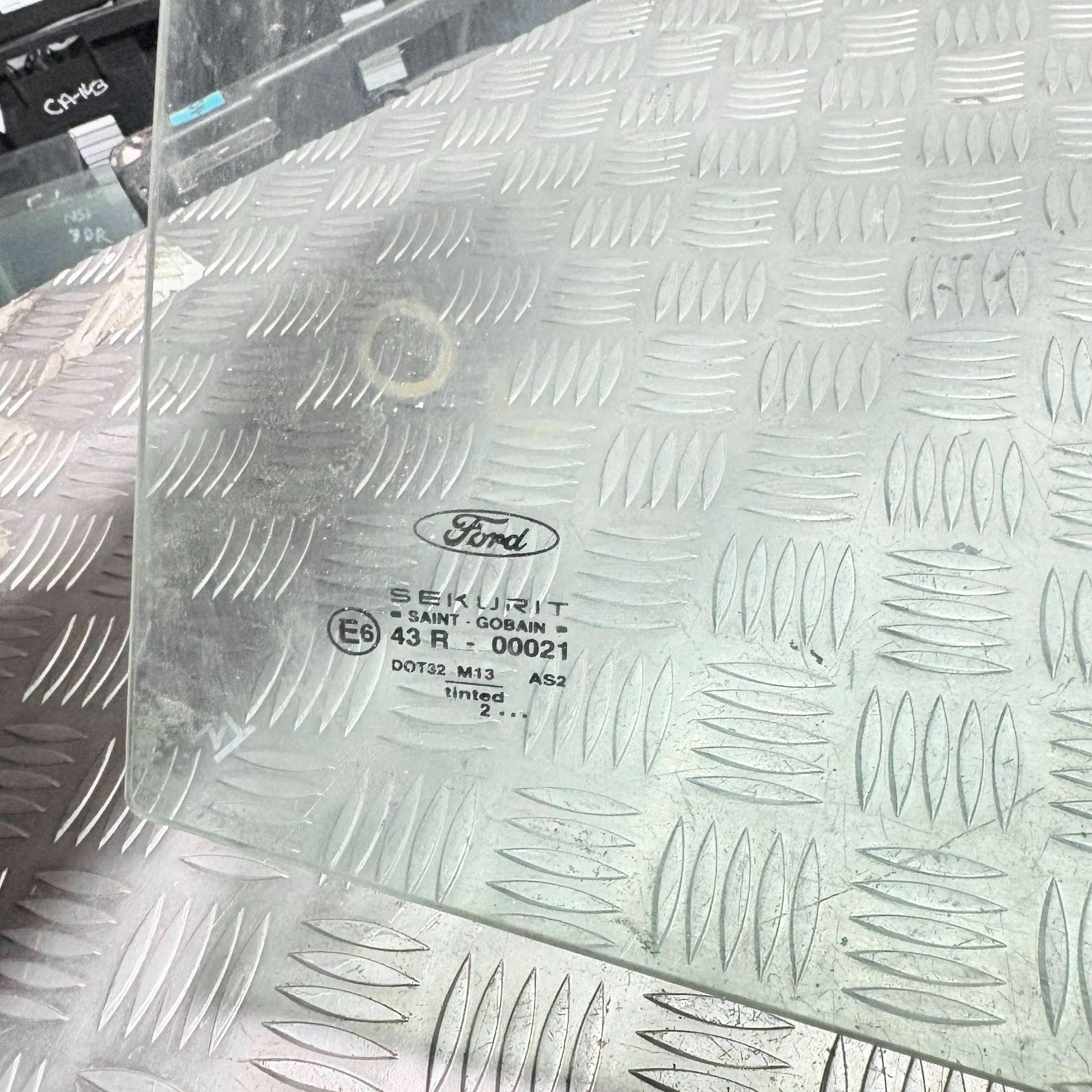 Ford Mondeo MK3 00-07 Front Left Passenger Door Glass Window 1S71F21411AA 5 DR