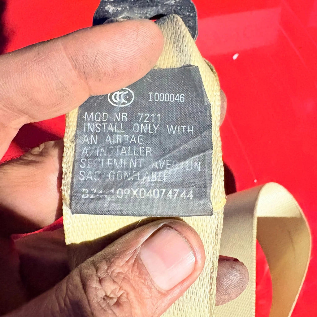 JAGUAR XF SEAT BELT LEFT PASSENGER SIDE REAR 2000 34079873