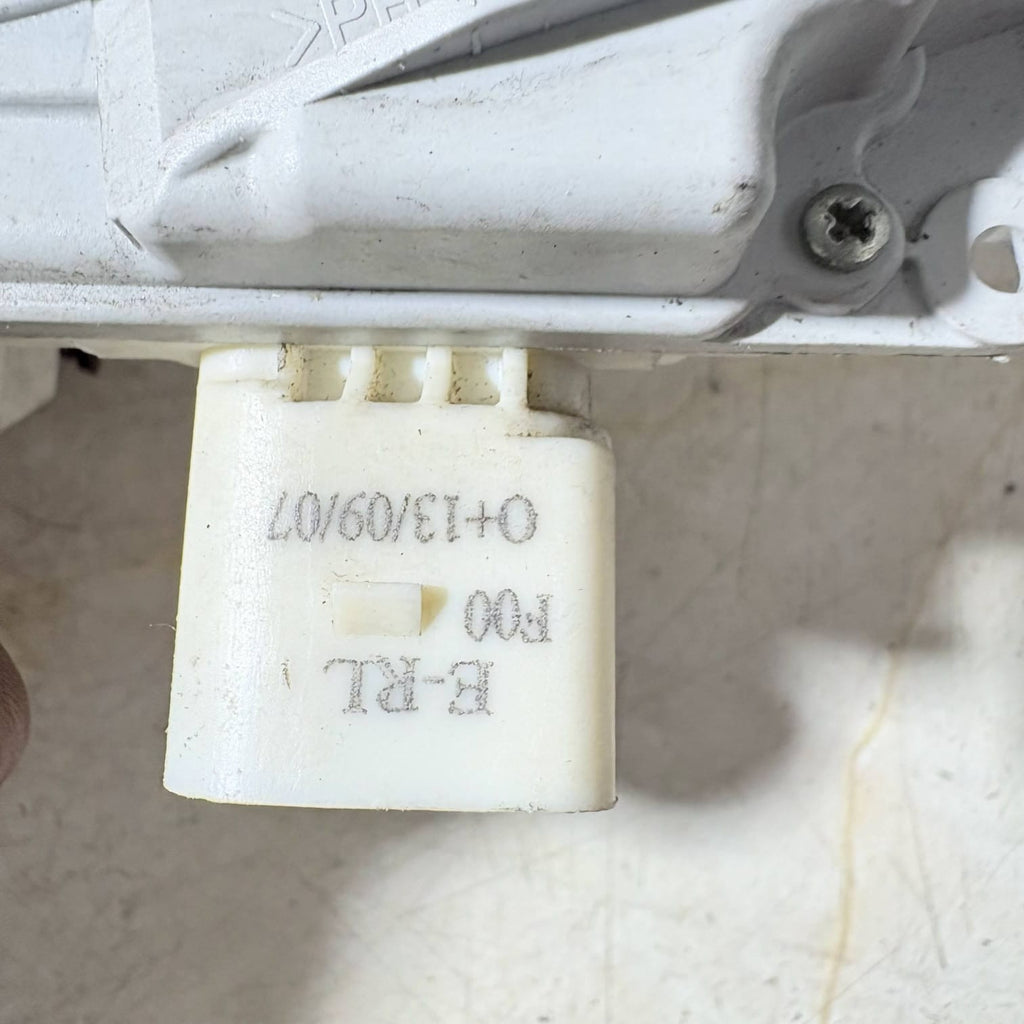 PASSENGER REAR DOORLOCK ACTUATOR MECHANISM FOR AUDI A3 A4 A6 JA6-8E0839015AA NSR