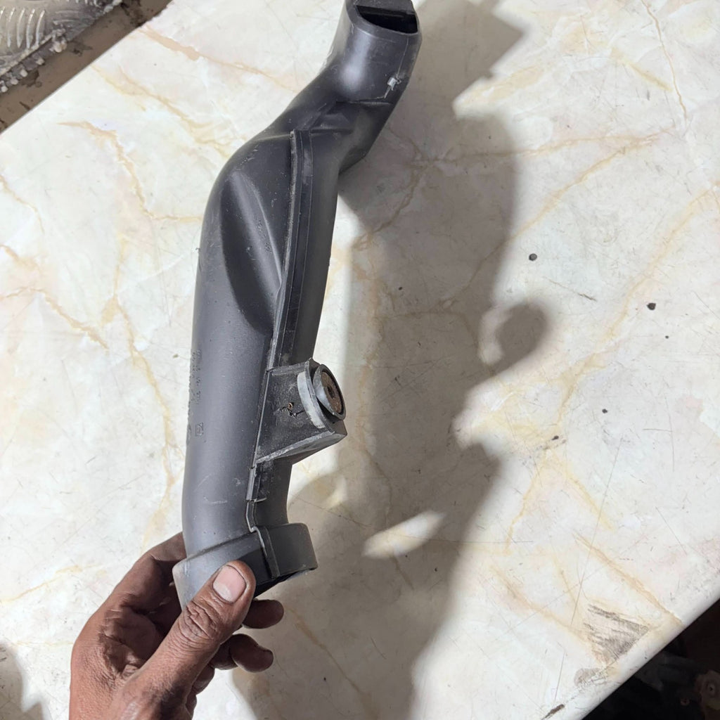 Volkswagen BEETLE 9C Air Intake Manifold Pipe 1C0129609B 2006