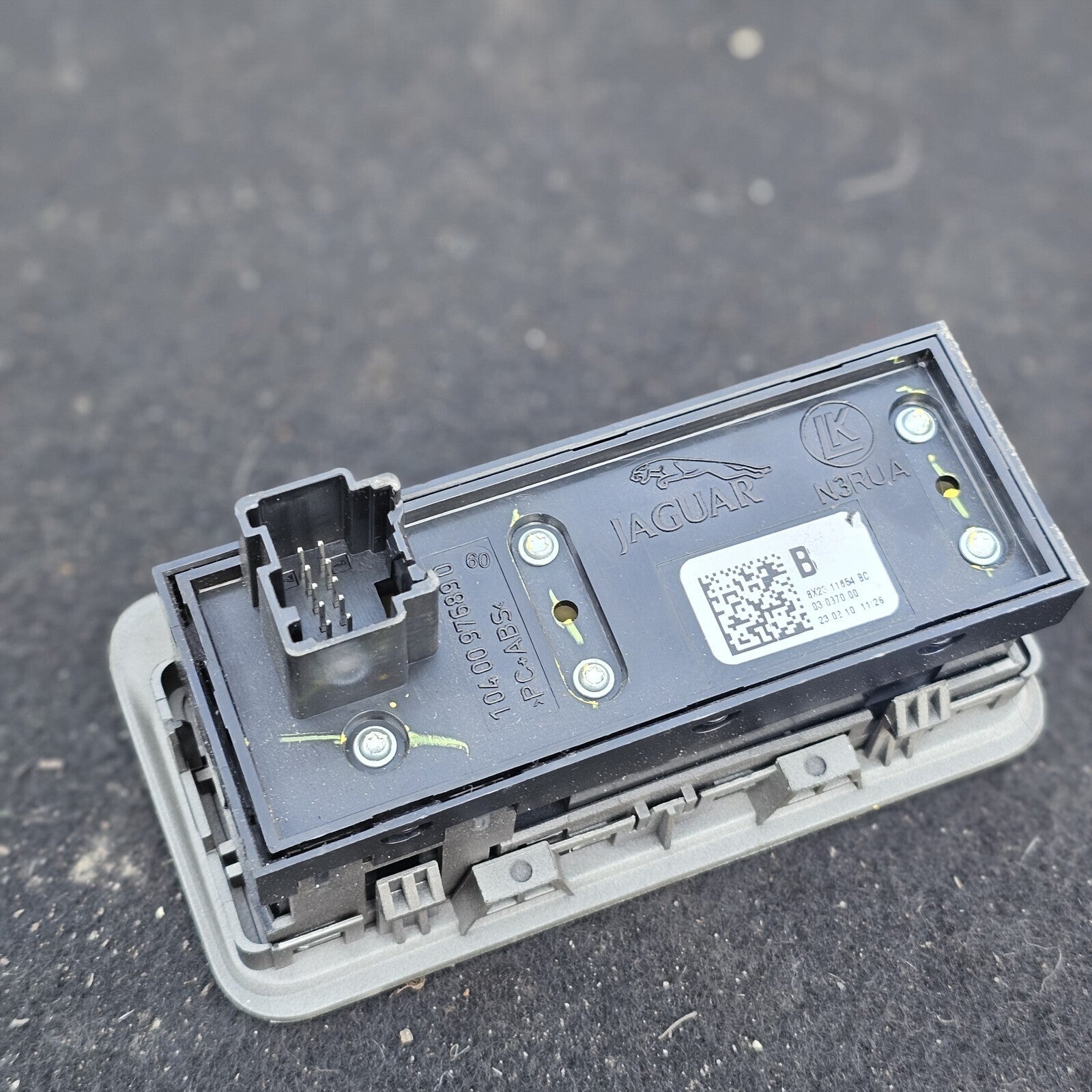 JAGUAR XF X250 BOOT RELEASE REAR FOG HEADLIGHT LEVEL SWITCH 12-15 10400976890