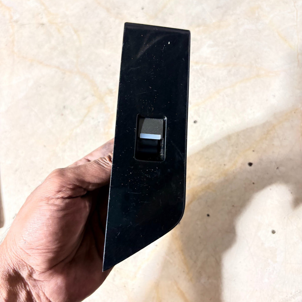 RANGE ROVER EVOQUE L538 2011-2018 WINDOW SWITCH FRONT PASSENGER SIDE BJ3223878E