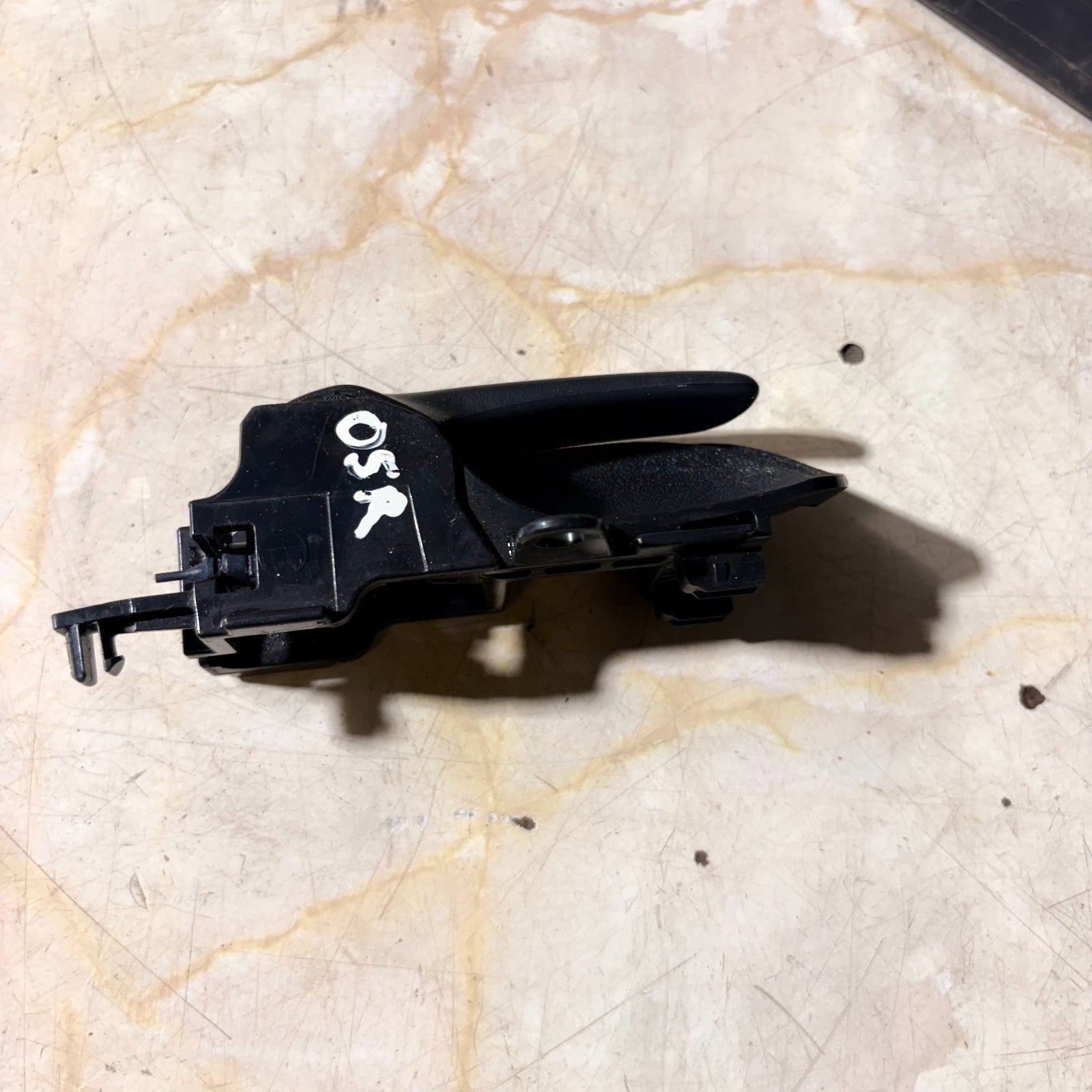 Toyota Aygo MK1 5DR 2012-2014 OSR Right Rear Interior Door Handle 69205-0D060