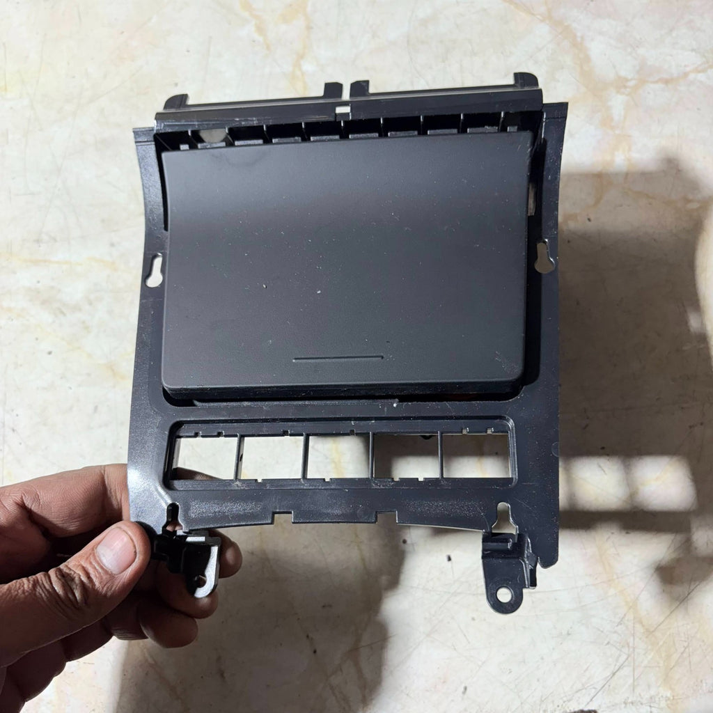 VW Golf Mk6 Front Ashtray 12V Cig Lighter 5K0857961 2009-2014 Eos Scirocco