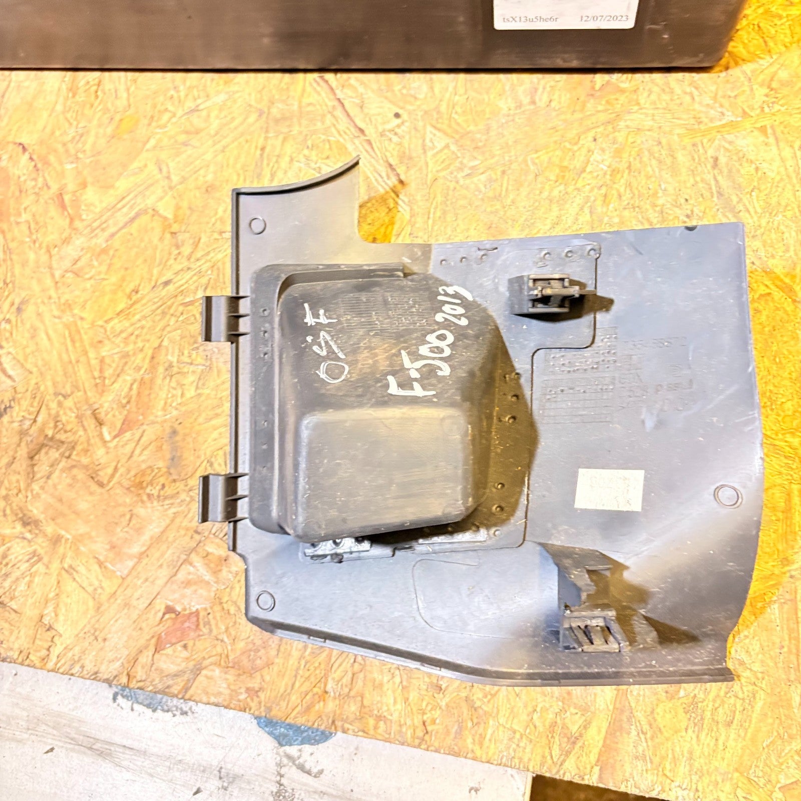 2008-2015 Fiat 500 Obd Port Cover Coin Storage Compartment Right Side 735458872
