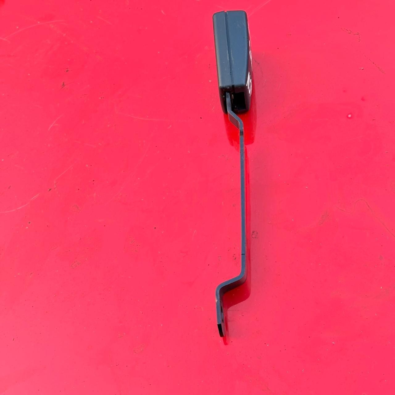 SKODA FABIA 2008-14 NEAR SIDE FRONT PASSENGER SIDE BELT BUCKLE 5JO858471