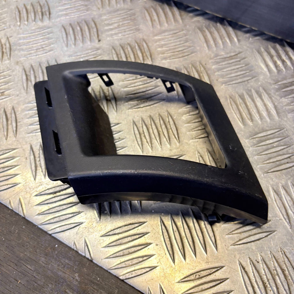 Mitsubishi Lancer Sportback 08-15 RH Dash Air Vent Trim SPC02221