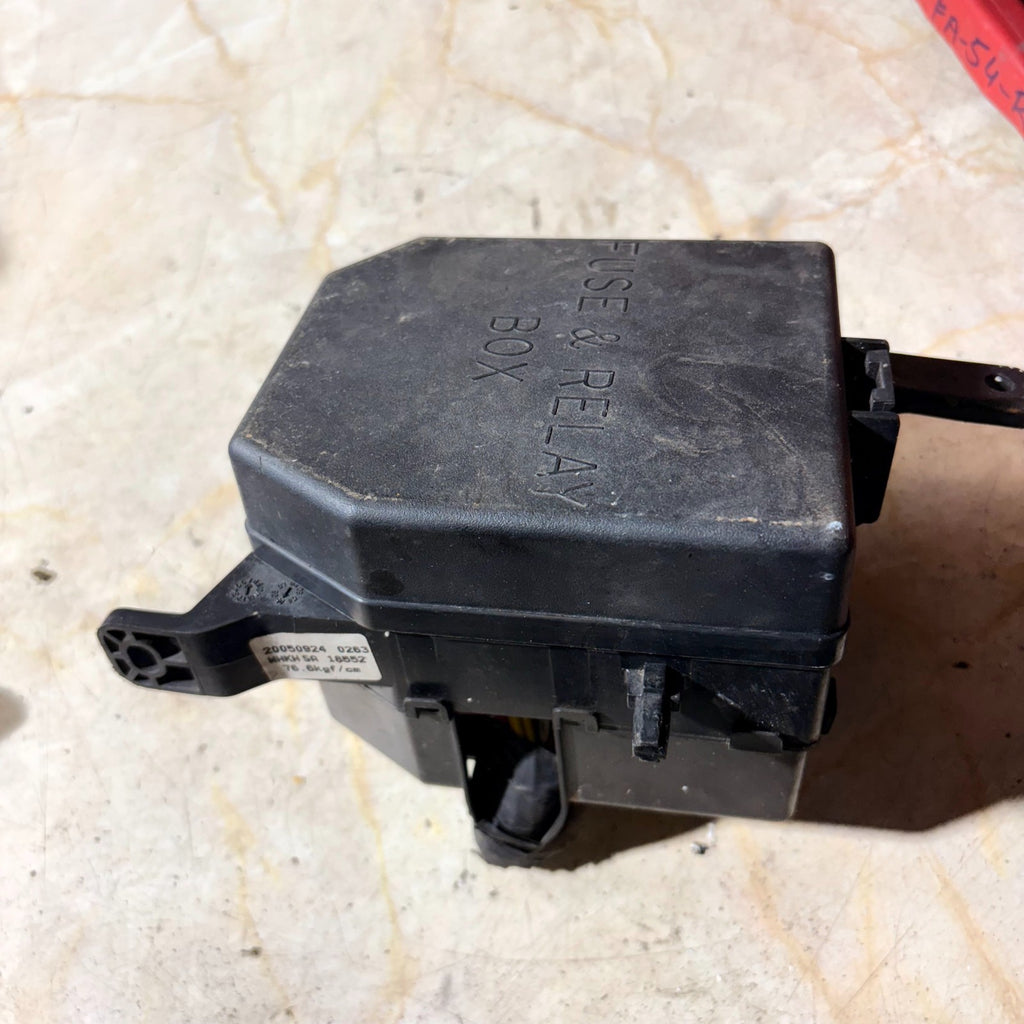 Kia Picanto Mk1 SA 2004-2007 Engine Bay Fuse Relay Box 91940-07500 Under Bonnet