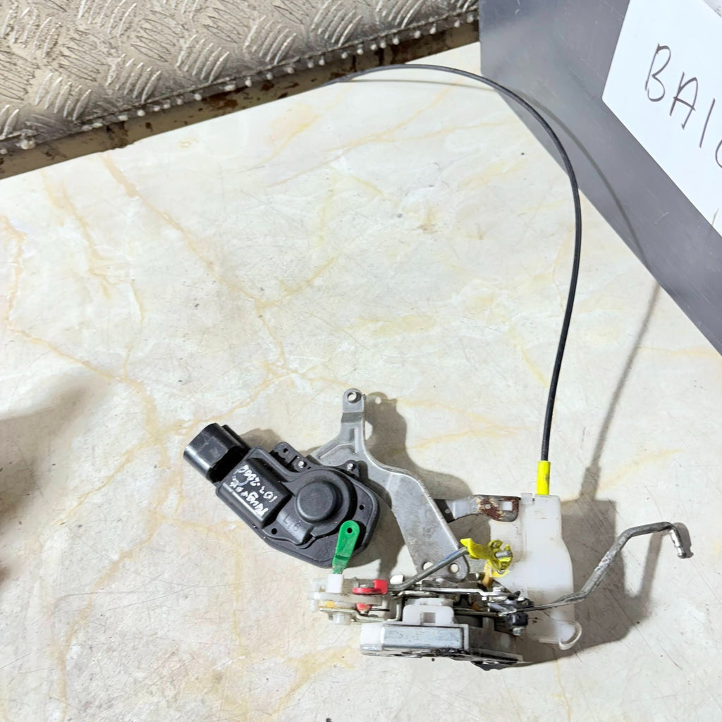 Peugeot 2006 Front Left Door Lock Mechanism