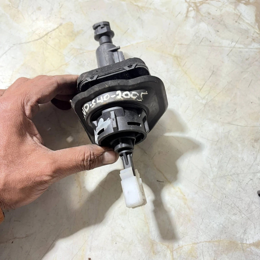 Ford Clutch Master Cylinder 1838946 2005