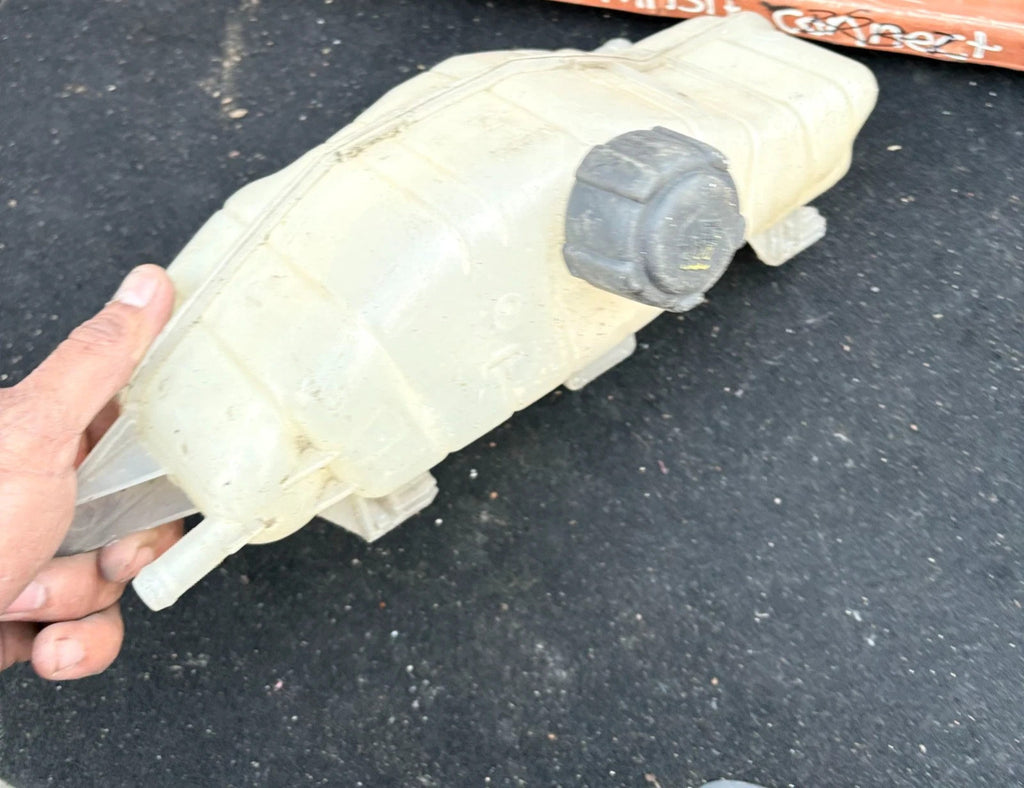Renault Clio III 2005-2014 Coolant Expansion Tank Header Bottle 1.2 1.5 dCi