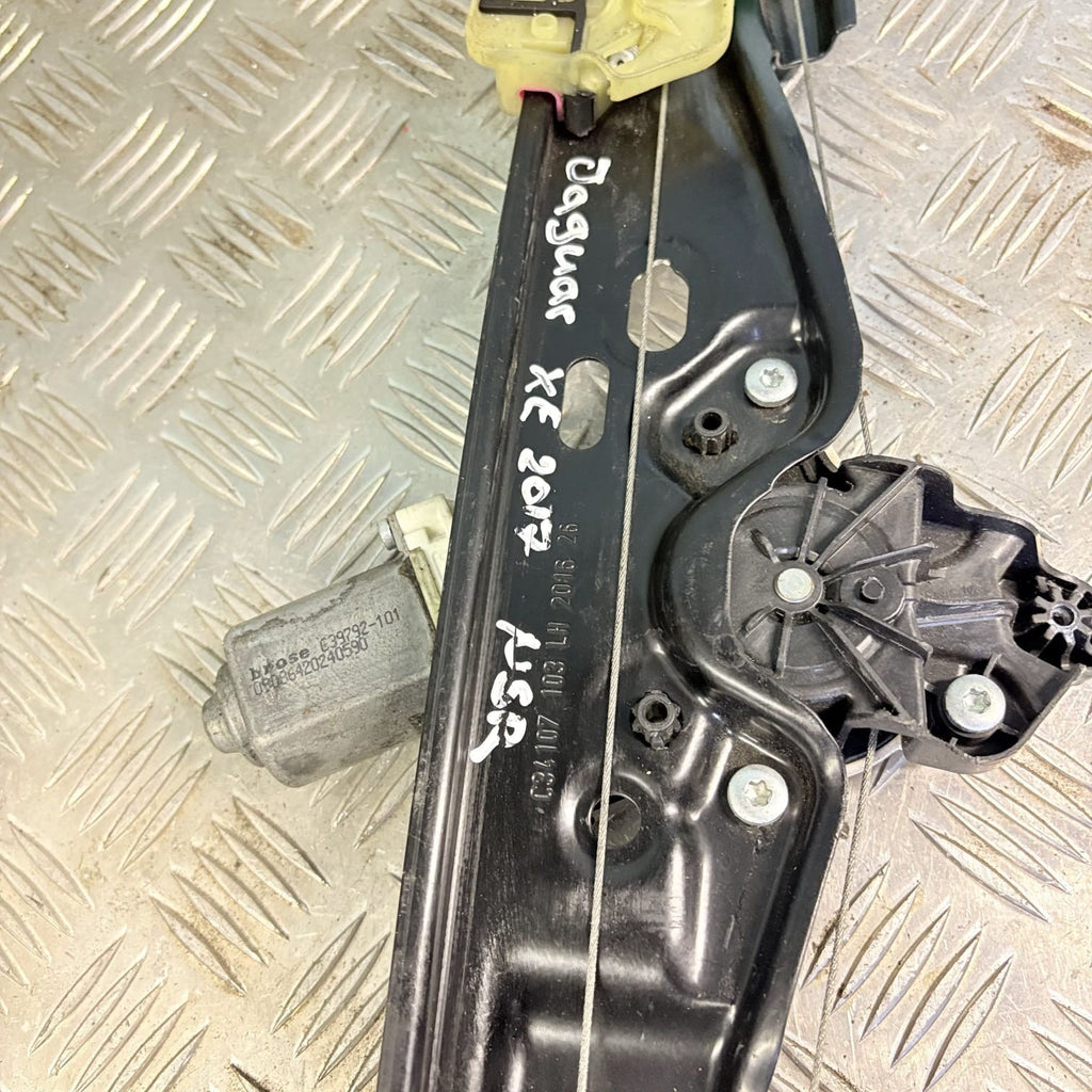 2017 JAGUAR XE X760 PASSENGER REAR DOOR WINDOW REGULATOR & MOTOR GX7327001AC