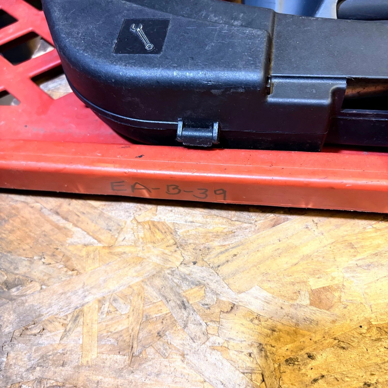 Renault Megane Mk2 2002-2008 Interior Plastic Cover Panel Trim 8200079103