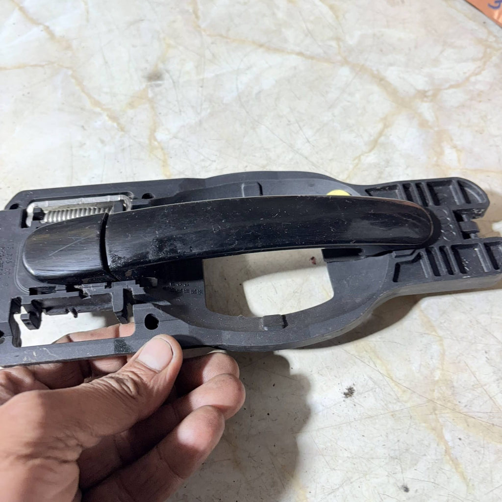 AUDI A2 2001 Door Handle Exterior Front Right Side 3B0837207F 3FZ OSR
