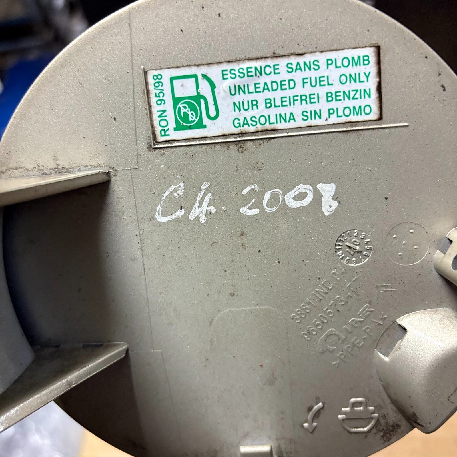 Citroen C4 2008-2010 5 Door Petrol Fuel Filler Flap Door 9650573477/1517C1
