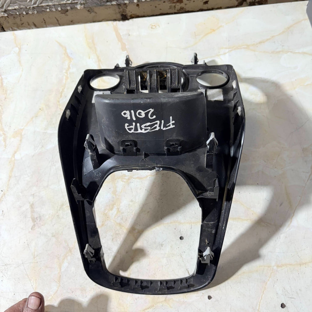 FORD FIESTA 08-16 CENTRE CONSOLE GEAR SURROUND HEATER CONTROLS PANEL 08956-000