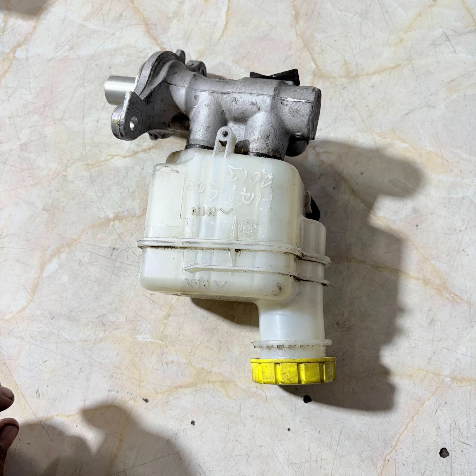 FIAT 500 BRAKE MASTER CYLINDER 32069666 HATCHBACK 2013