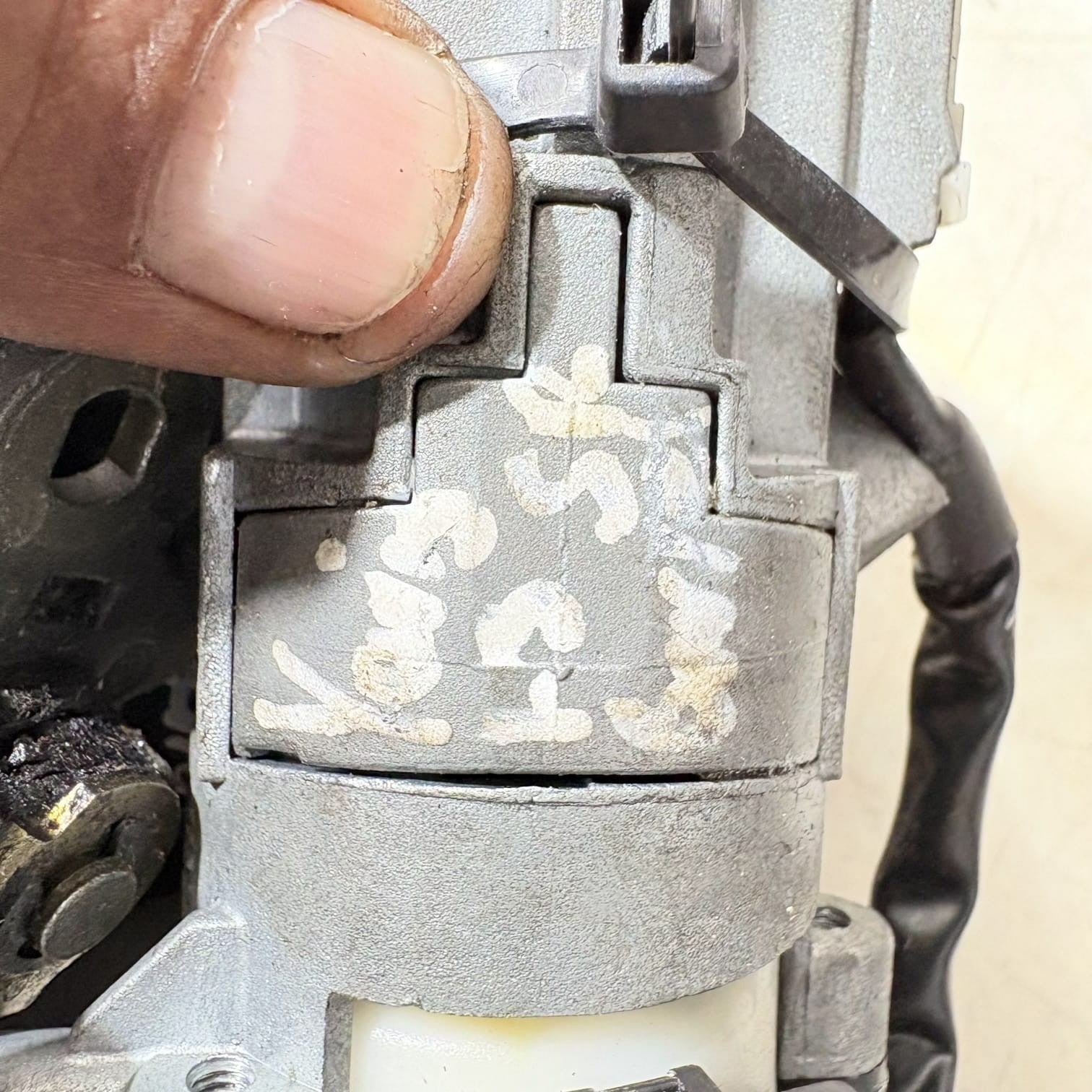 MIRAGE V Ignition Lock Barrel +Key U-SHIN LTD HONDA
