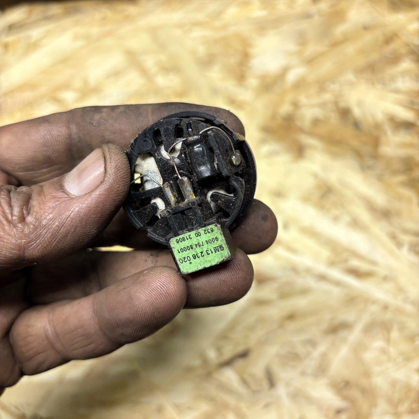 VAUXHALL ZAFIRA B MK2 LEFT/RIGHT SIDE FRONT DOOR SPEAKER TWEETER 13236020