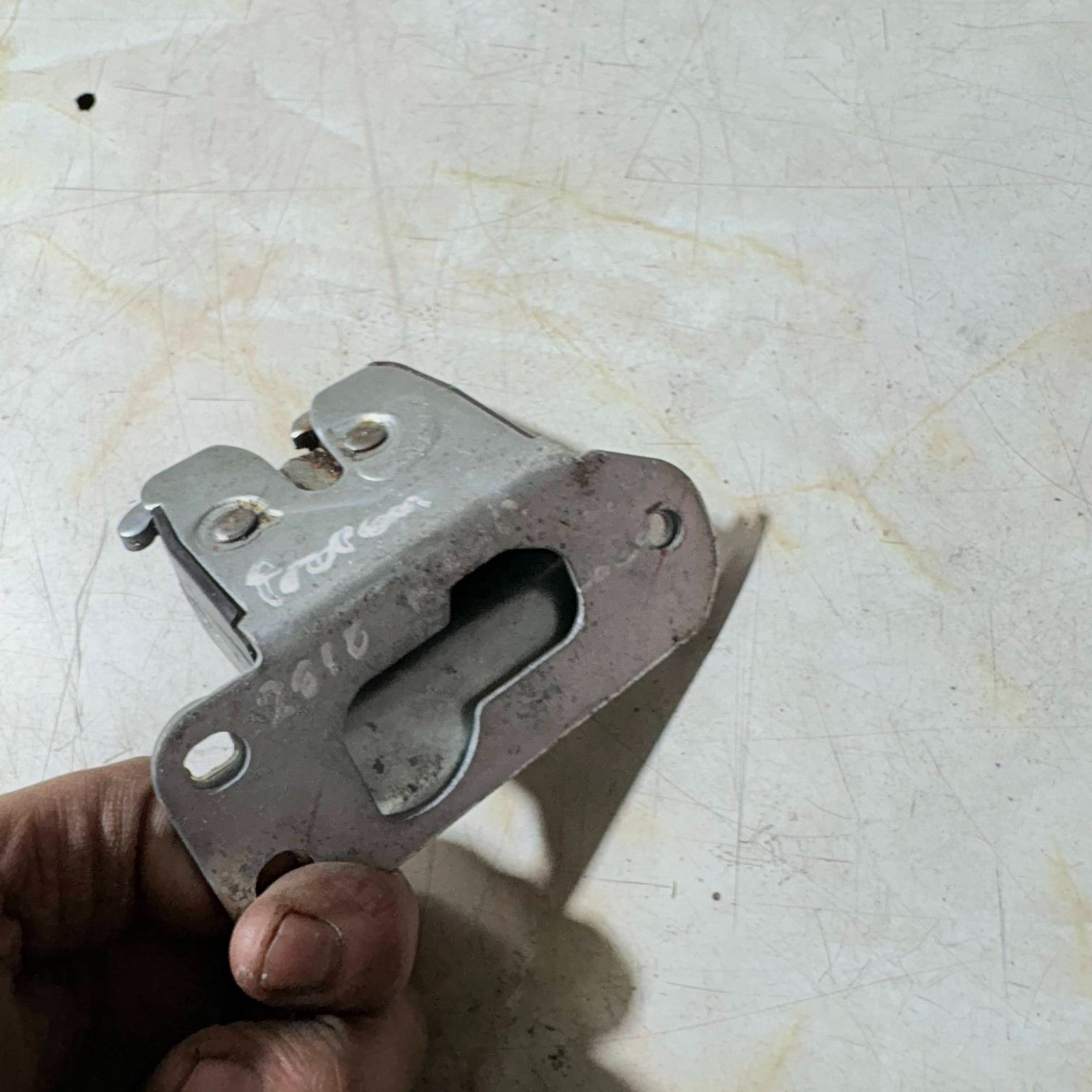 PROTON GEN-2 2010 5DR REAR TAILGATE BOOT LOCK CATCH