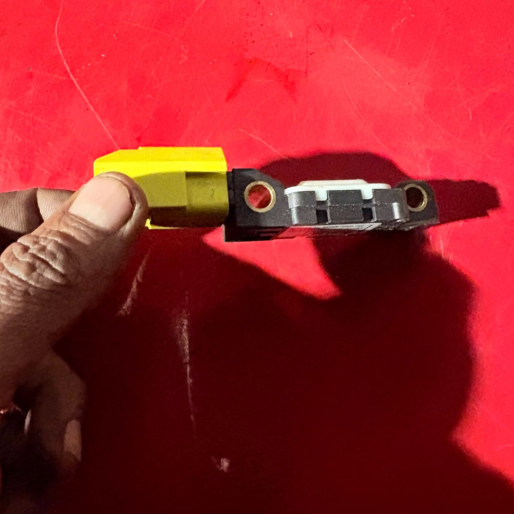 VOLKSWAGEN/AUDI CRASH SENSOR 4B0959643E
