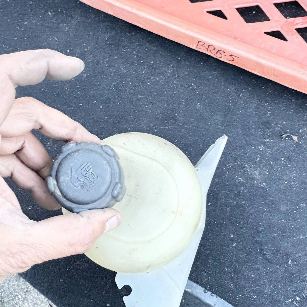 Renault Clio 182 Sport 2006 Coolant Reservoir