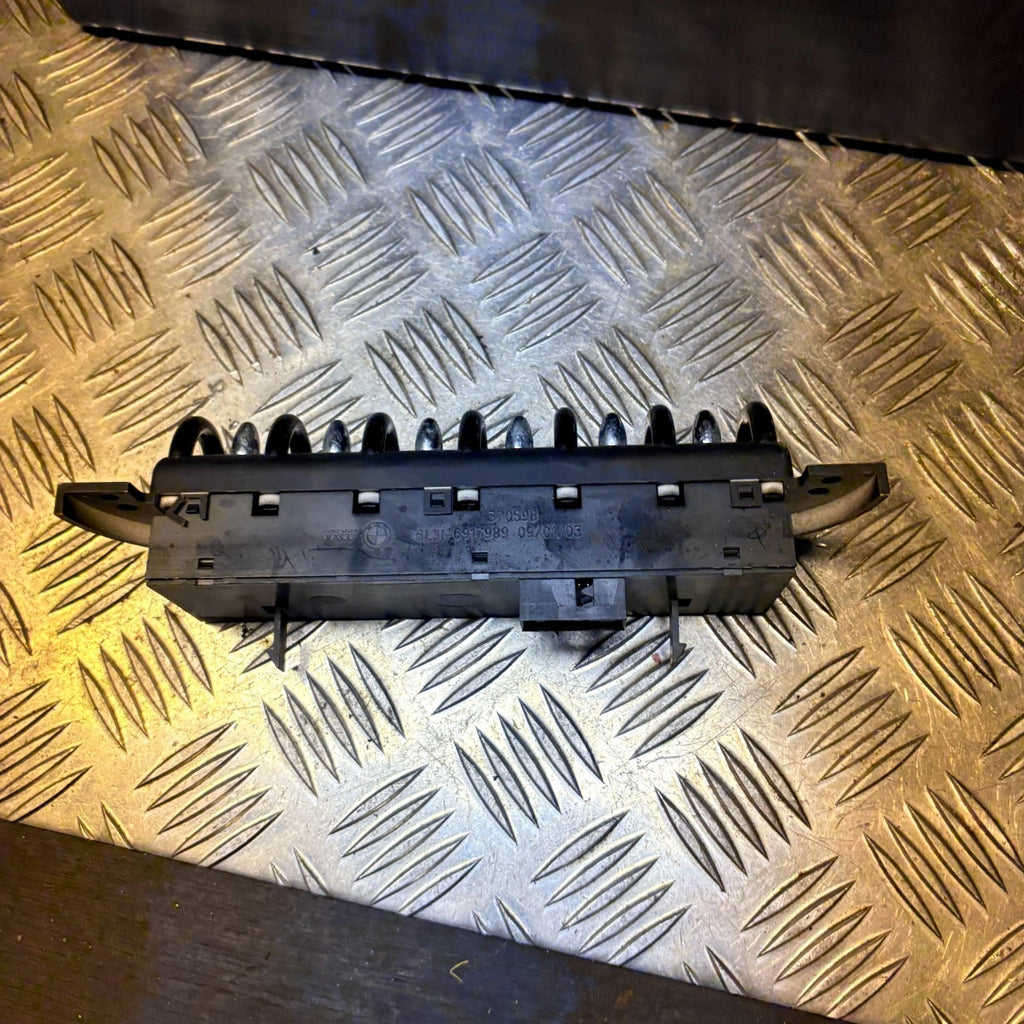 MINI R50 R52 R53 Window Switch Panel Centre Console 61316917989 (01-09/04)