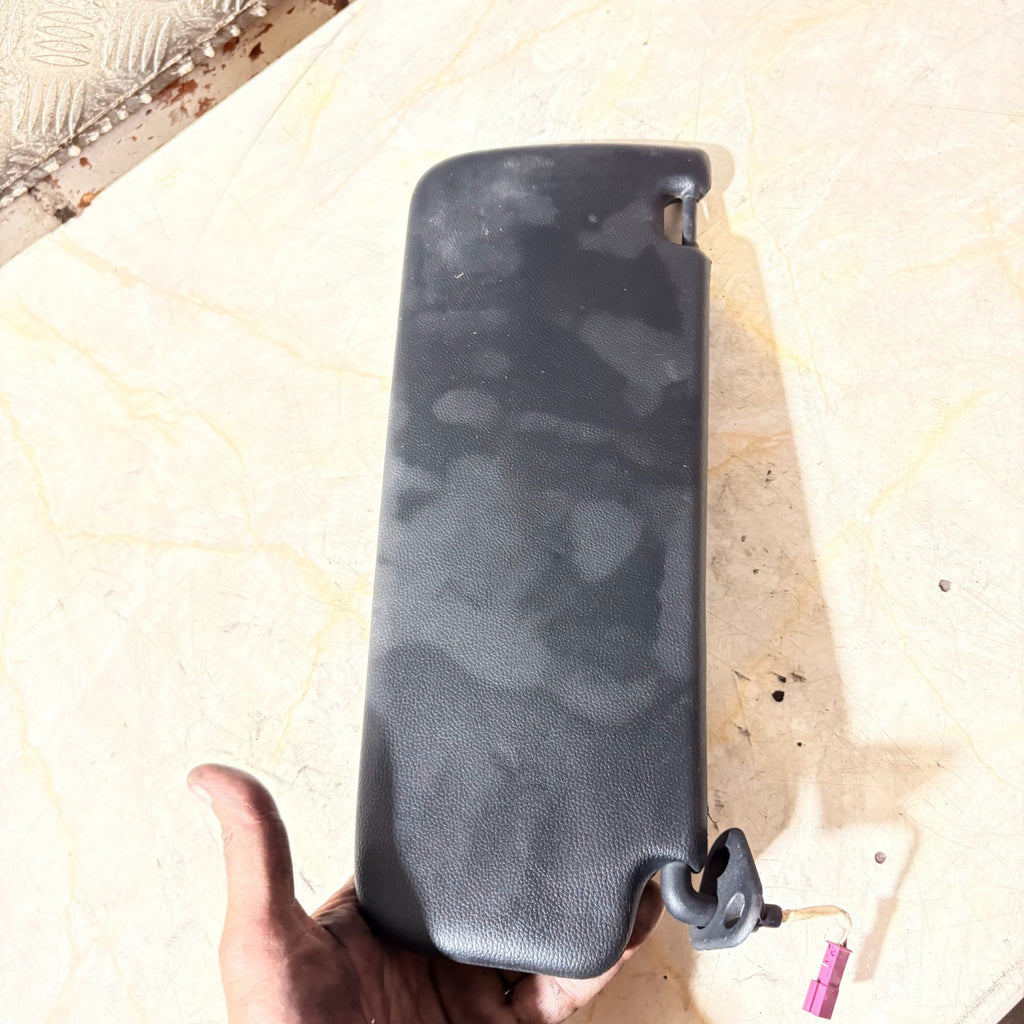 Sun Visor BMW E90 With Mirror Illuminated Left N/S Black 7139445
