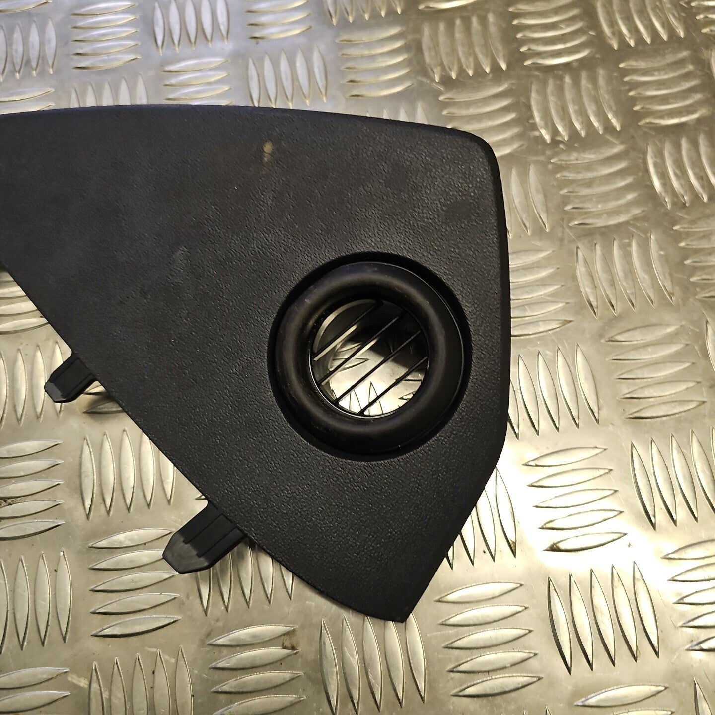 Audi A3 8Y Mk4 2020-2024 Dashboard End Panel Trim Front Right Side 8Y0857086